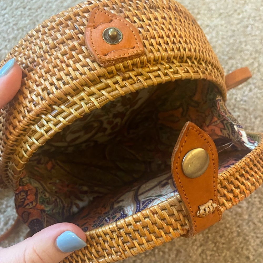 Round Rattan Purse - image 3